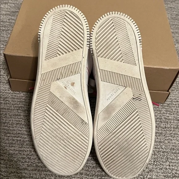 KATE SPADE, K AS IN KATE COURT SNEAKERS
WHITE W/PINK ACCENTS SIZE 7 - Picture 9 of 14